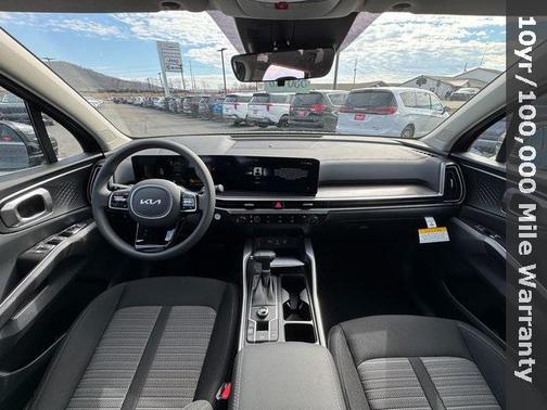 2025 Kia Sorento LX