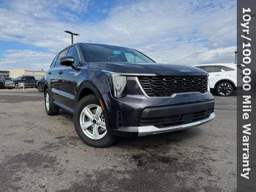 2025 Kia Sorento LX