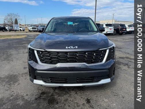 2025 Kia Sorento LX