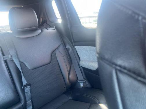 Bright White Clearcoat 2024 Jeep Compass Latitude