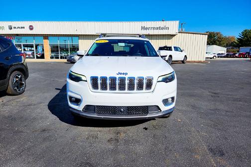 Bright White Clearcoat 2021 Jeep Cherokee Limited