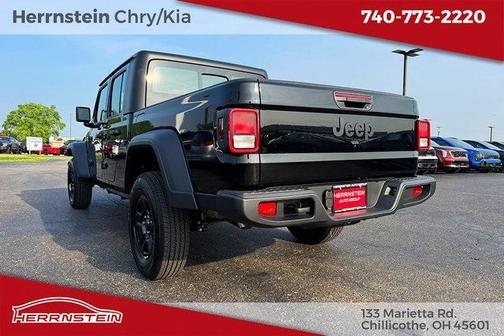 2025 Jeep Gladiator Sport