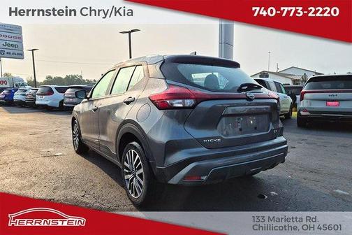 2024 Nissan Kicks SV