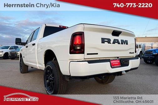 2025 RAM 2500 Big Horn Crew Cab 4x4 6'4' Box