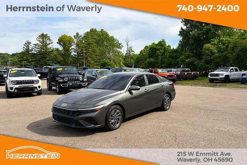 Amazon Gray 2024 Hyundai ELANTRA SEL