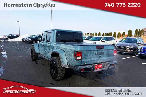 2025 Jeep Gladiator Nighthawk