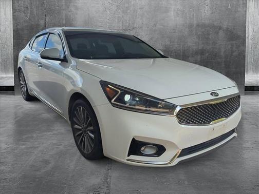 2017 Kia Cadenza Premium