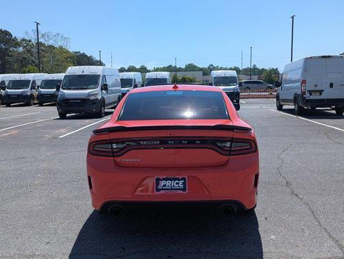 Go Mango 2022 Dodge Charger GT