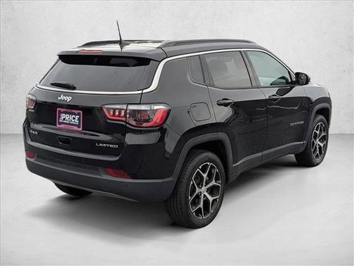 Diamond Black Crystal Pearlcoat 2024 Jeep Compass Limited