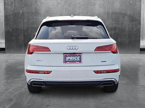 2022 Audi Q5 45 S line Premium Plus