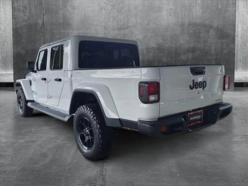 2025 Jeep Gladiator High Tide