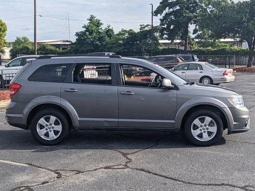 Photo 5 of 22 of 2012 Dodge Journey SXT