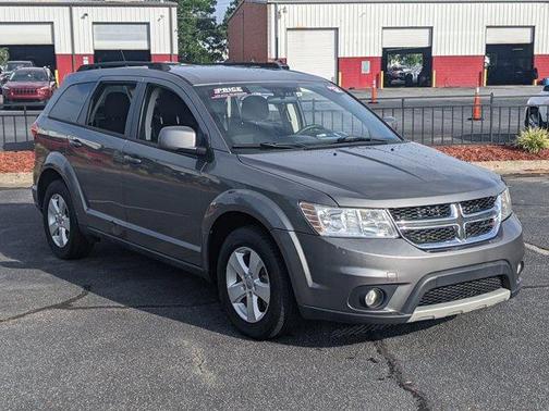 Photo 3 of 22 of 2012 Dodge Journey SXT