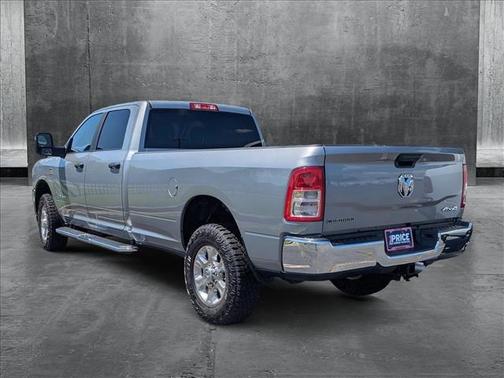 2024 RAM 3500 Big Horn Crew Cab 4x4 8' Box