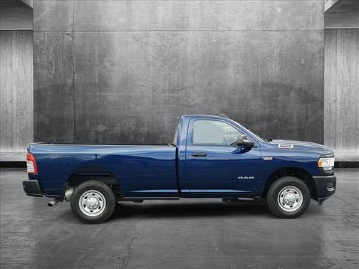 2022 RAM 2500 Tradesman Regular Cab 4x2 8' Box