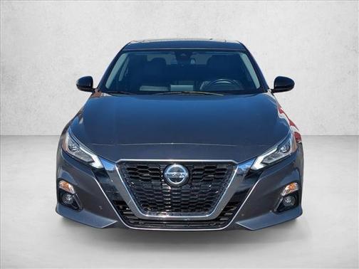 2022 Nissan Altima SR FWD