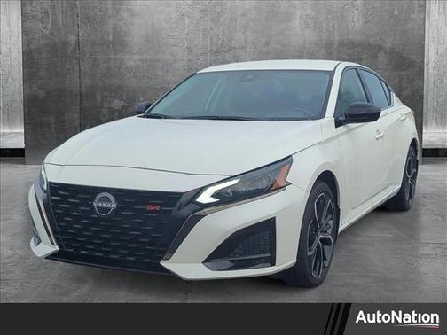2023 Nissan Altima SR Intelligent AWD