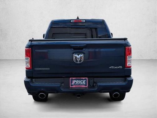Patriot Blue Pearlcoat 2022 RAM 1500 Big Horn/Lone Star