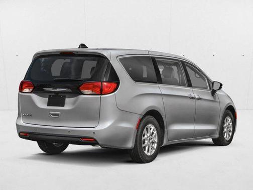 Silver Mist Clearcoat 2026 Chrysler Voyager LX