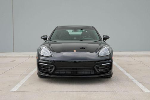Black 2022 Porsche Panamera Platinum Edition