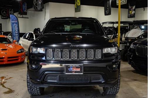 2017 Jeep Grand Cherokee Altitude