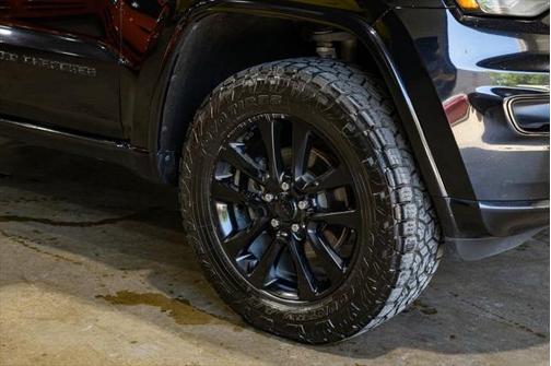 2017 Jeep Grand Cherokee Altitude