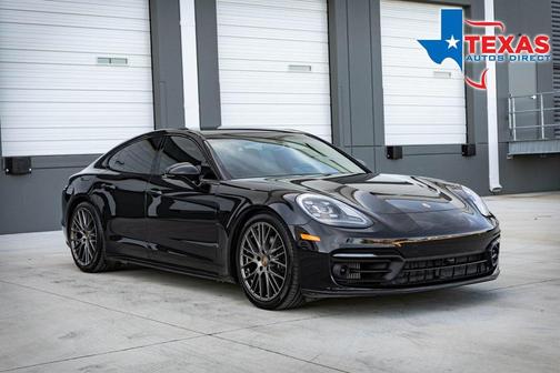 2023 Porsche Panamera 4