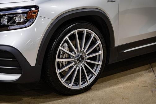 2022 Mercedes-Benz AMG GLB 35 4MATIC