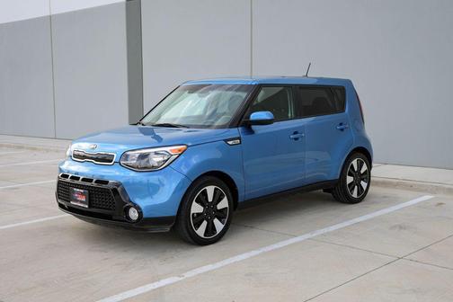 Caribbean Blue 2016 Kia Soul +