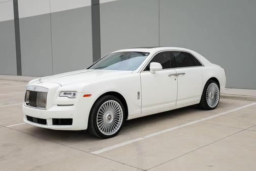 White 2019 Rolls-Royce Ghost