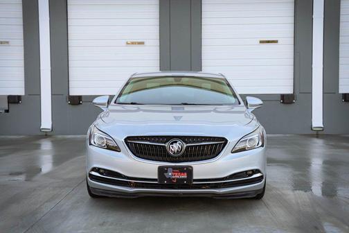 2017 Buick LaCrosse Essence