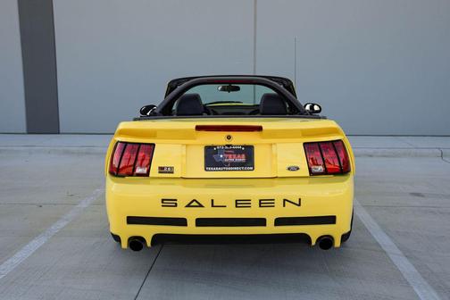 2003 Ford Mustang GT Premium