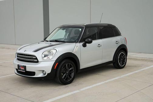 Crystal Silver Metallic 2016 MINI Countryman Cooper