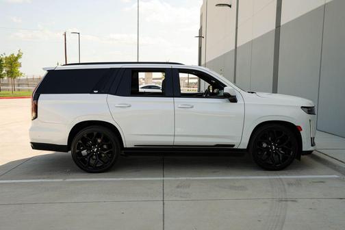 Crystal White Tricoat 2021 Cadillac Escalade Sport