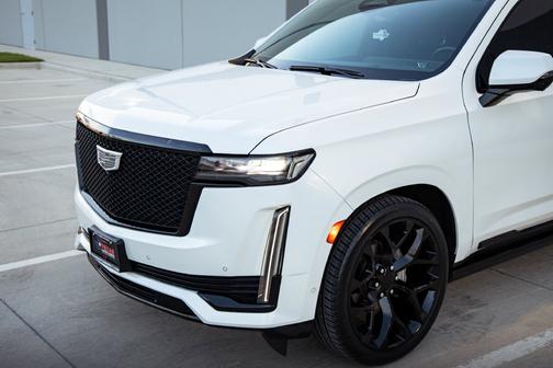 Crystal White Tricoat 2021 Cadillac Escalade Base