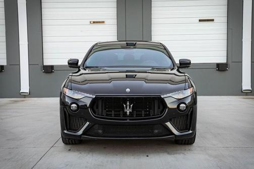 2022 Maserati Levante Trofeo