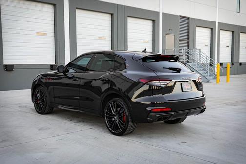 2022 Maserati Levante Trofeo