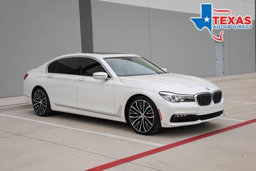 White Metallic 2018 BMW 740 740i
