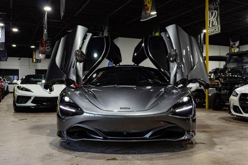 2019 McLaren 720S Base