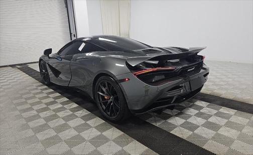 2019 McLaren 720S Base