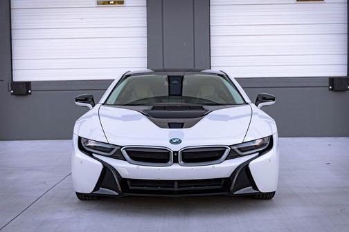 2017 BMW i8 Base