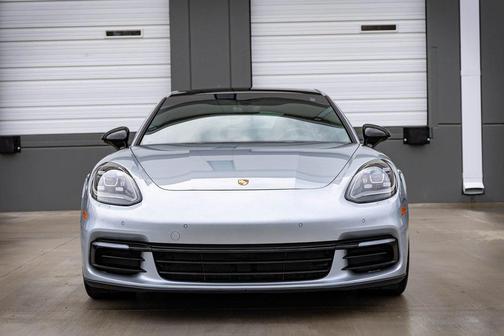 2020 Porsche Panamera 4