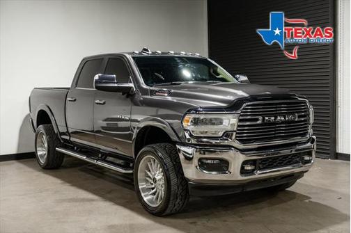 2019 RAM 2500 Laramie Crew Cab 4x4 6'4' Box