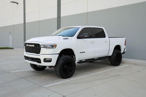 Bright White Clearcoat 2025 RAM 1500 Big Horn/Lone Star