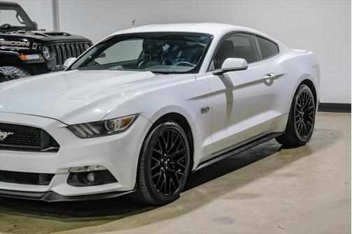 2017 Ford Mustang GT
