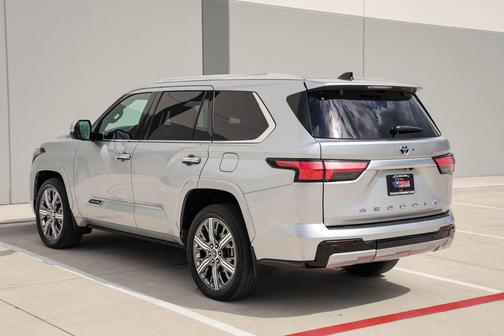 2023 Toyota Sequoia Capstone
