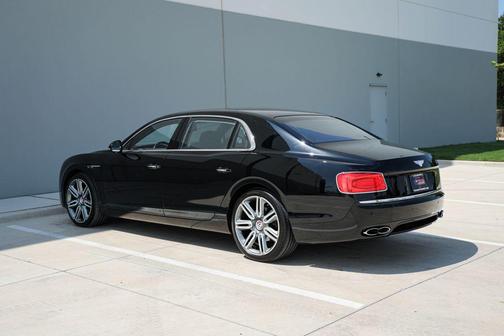 Black 2016 Bentley Flying Spur V8