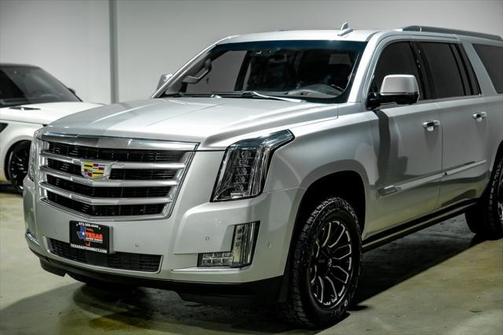 2018 Cadillac Escalade ESV Premium Luxury
