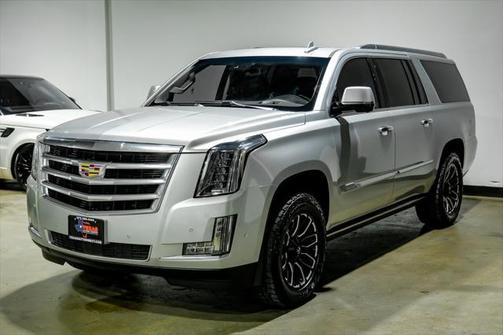 2018 Cadillac Escalade ESV Premium Luxury