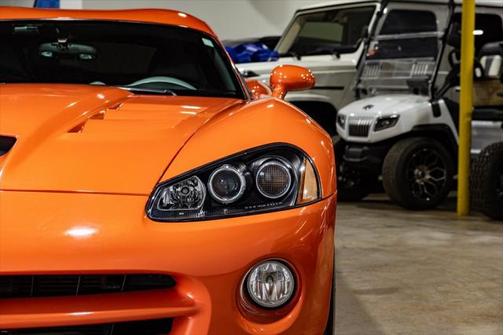 2006 Dodge Viper SRT10